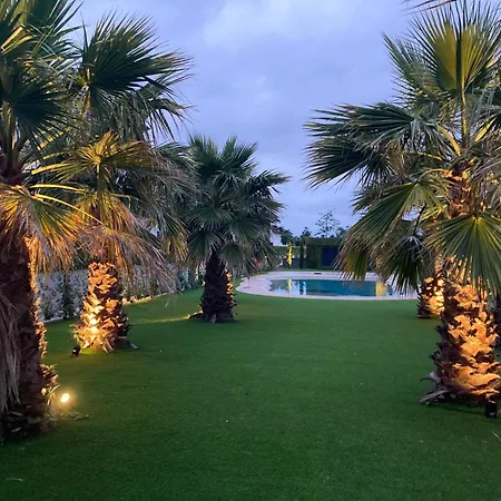 Con Jardin Long Appartement Loredo