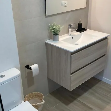 Con Jardin Long Appartement Loredo